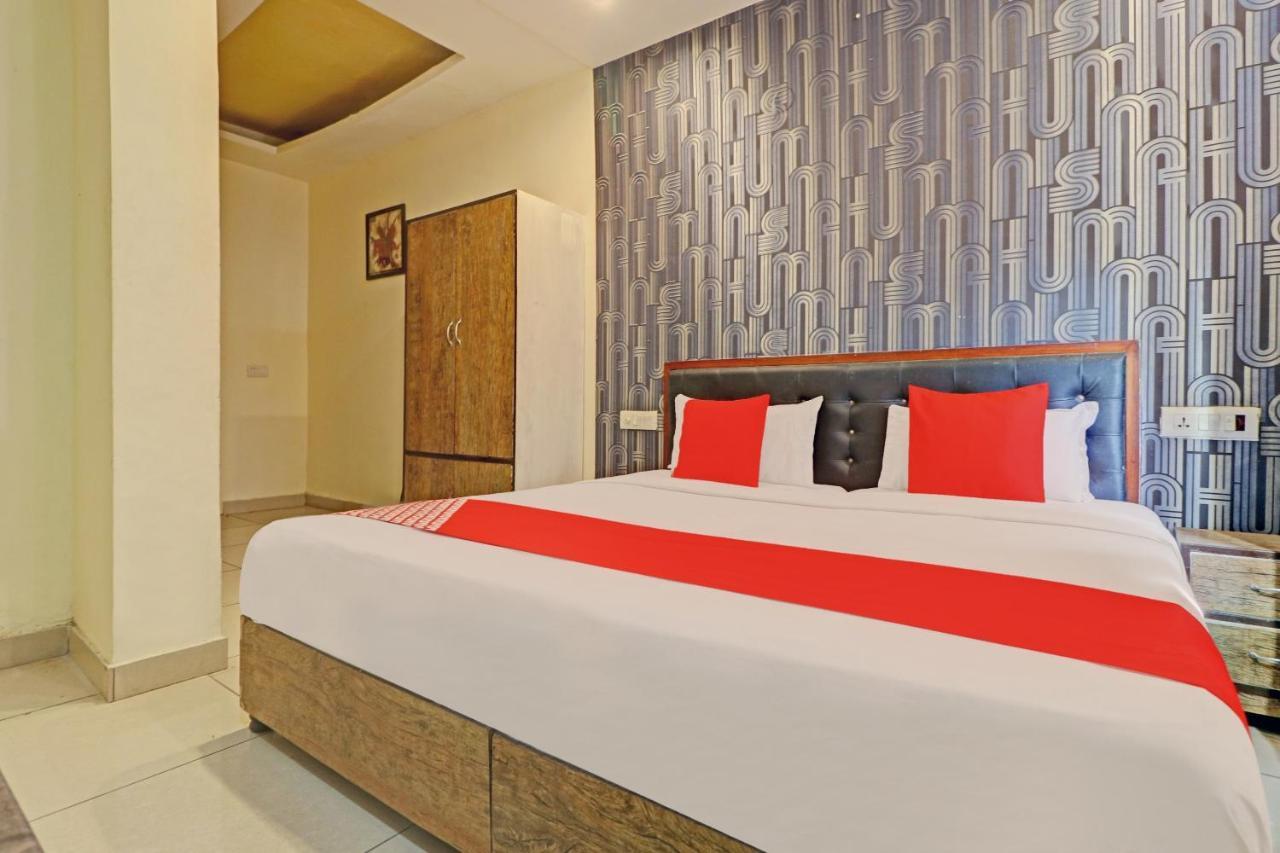 Oyo 74073 Hotel Abhishek Ludhiana Exterior photo